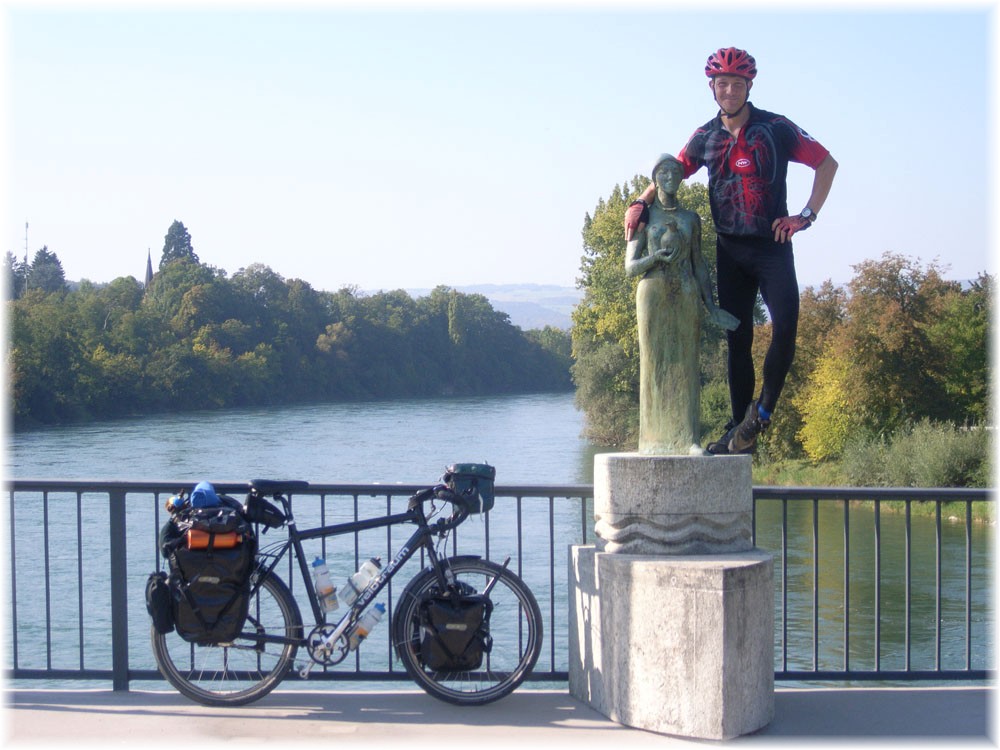 Am Rhein bei Basel